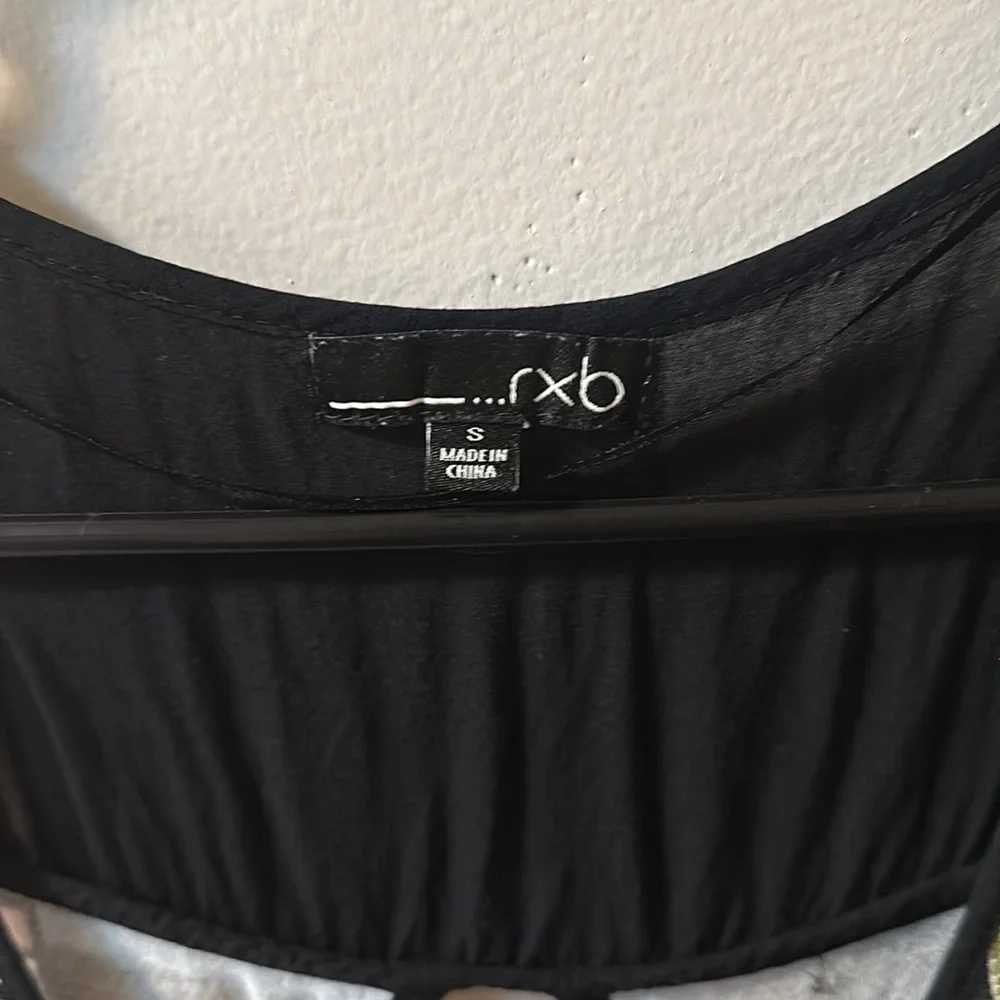 Patterned Tank Top - Picture 3 of 5